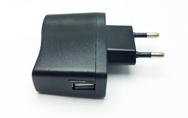 Univerzální 5V adaptér pro USB kabely - 1000 mA